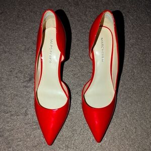 Red pumps
